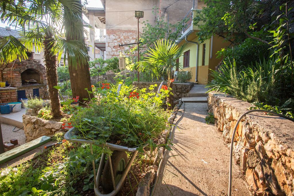 Apartment Pipo Риека Экстерьер фото